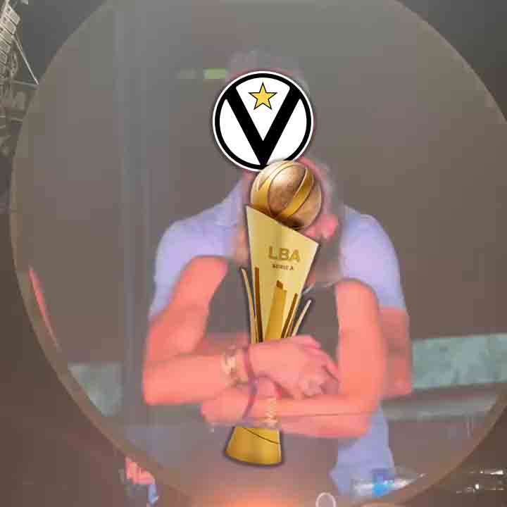 VirtusBo's tweet image. C'eravamo anche noi al concerto dei Coldplay ma con questa kiss cam non abbiamo creato nessun tipo di problema... ๐ฅฑ๐