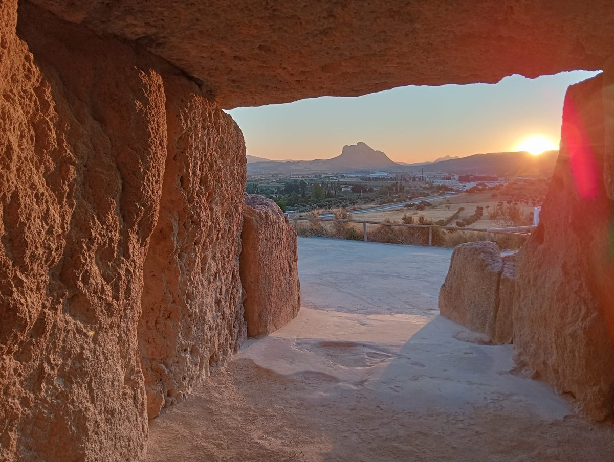 CA_DOLMENESATQ's tweet image. Buenos días desde Menga 🌄
¡Qué salga el sol por Antequera!
#DespiertaConArte @CulturaAND
🕢 07:26 horas