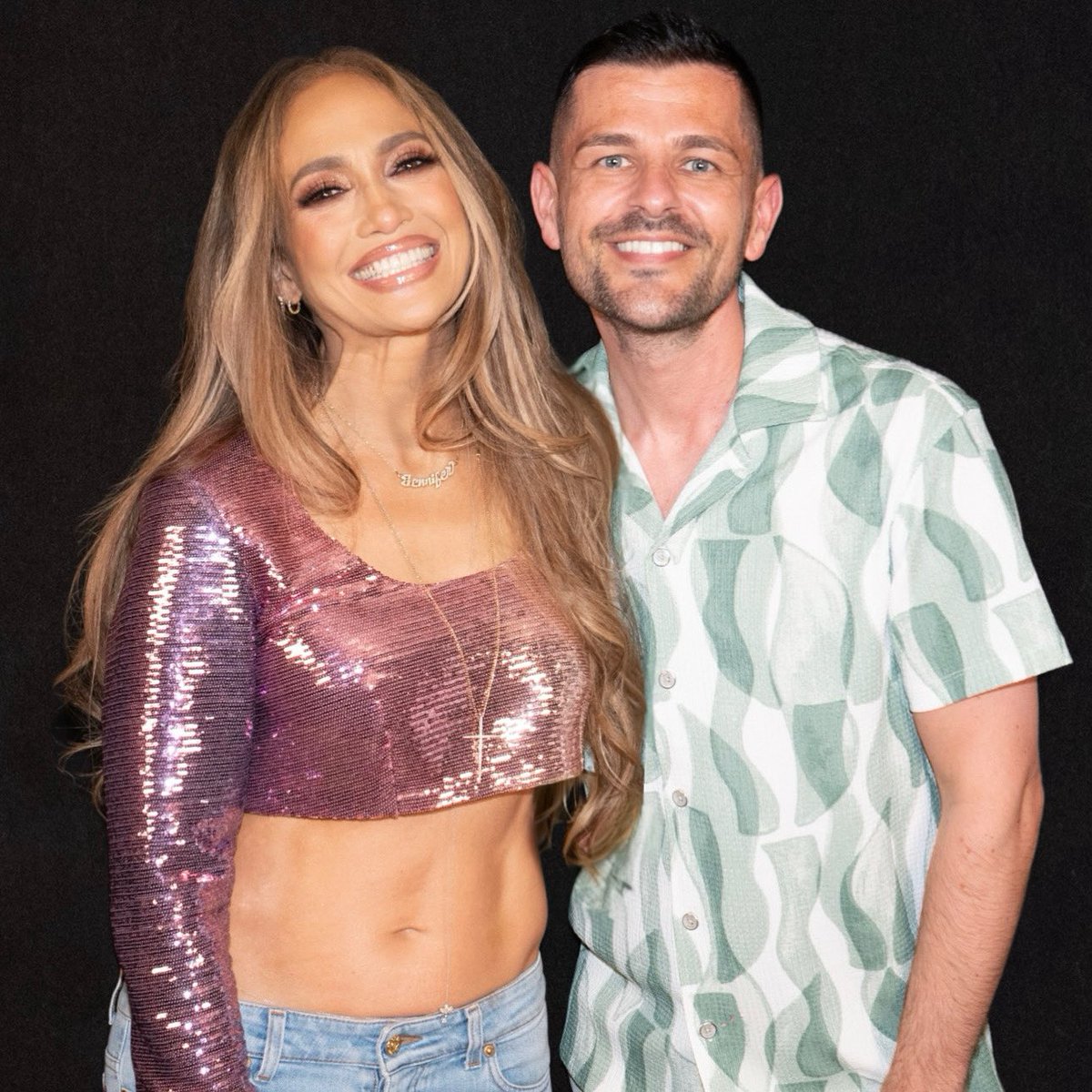 UKJoel's tweet image. 25 years loving her music, energy, drive, resilience. She is kind, giving, positive, smart…she is a pop icon. This was 1 of the best experiences I’ve had in my life. You even remembered me🥹💖
I💖you Jennifer Lopez, straight up! @jlo
Do not sleep on this UP ALL NIGHT tour!