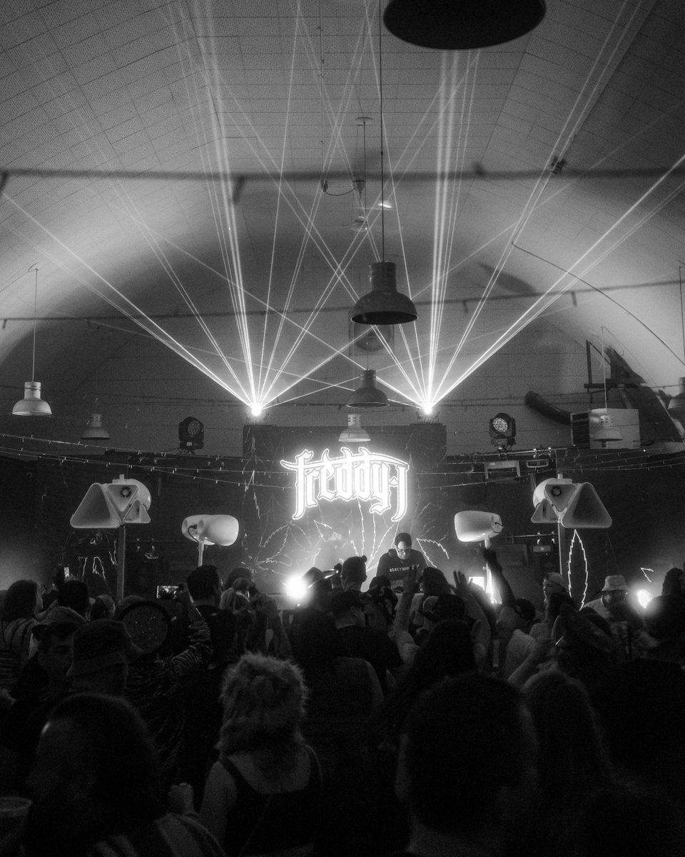 Small rooms. Big impact. 💥

Poppin Audio and Electrodeo are shaping Calgary’s music scene with Void Tri Motions and Airtens, delivering powerful sound in even the most intimate spaces. 🇨🇦

#VoidSpotted #VoidAcoustics #HearFeelConnect