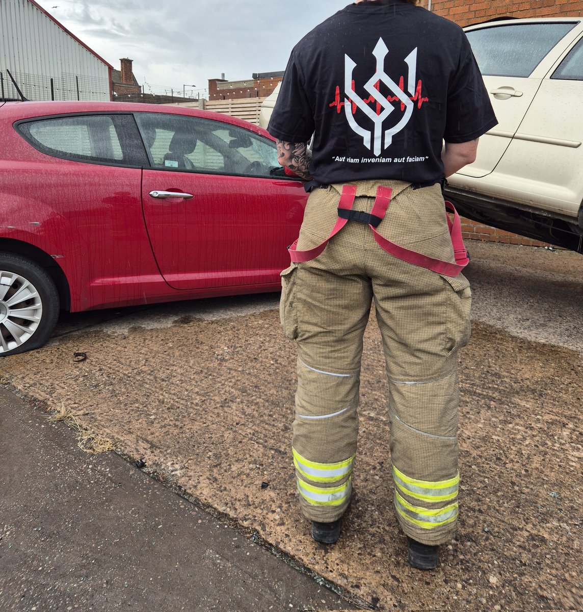 Emma Perry (@emmaperry1989) on Twitter photo Aut viam inveniam aut faciam
Love the tees from Rescue Specialist - looking forward to training with <a href="/ohnomylatte/">Anna Derrick</a> in them next week π
I shall either find a way or make one... Aut viam inveniam aut faciam
Love the tees from Rescue Specialist - looking forward to training with <a href="/ohnomylatte/">Anna Derrick</a> in them next week π
I shall either find a way or make one...
