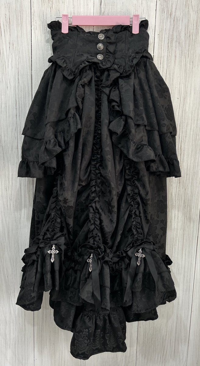 Epetice_info's tweet image. 【入荷情報】
【IS ME】
十字夜曲 スカート
Lサイズ
入荷いたしました!
明日20日(日)も12:00〜17:00までご予約無しでご入店いただけます💐
商品たくさん追加しておりますので、ご来店お待ちしております🏰