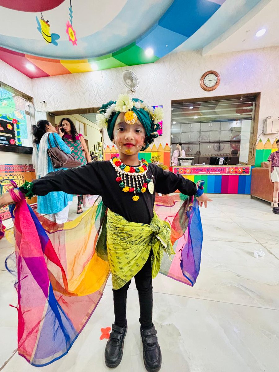 mapsavschool's tweet image. Students of MAPS participated enthusiastically in the Panache 25 inter-school competition held at DAV Outram Lines. They earned the title of star performer. The school is proud of young achievers. #starperformance #DAVOutramLine #AnimalSafari #RaptheRoots #NatureRhythms @mapsav