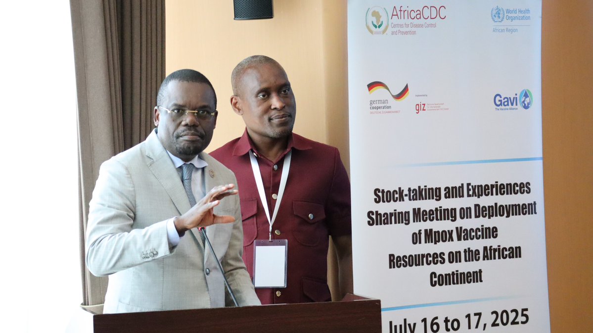 AfricaCDC's tweet image. This week, @AfricaCDC convened 19 @_AfricanUnion Member States & global partners (@WHO, @Gavi, @UNICEF, @GIZ_gmbh, @EU_HERA, @CEPIvaccines) to review #mpox vaccine rollout.
Together, they reviewed progress, shared lessons, and agreed on next steps to scale up vaccine access,…