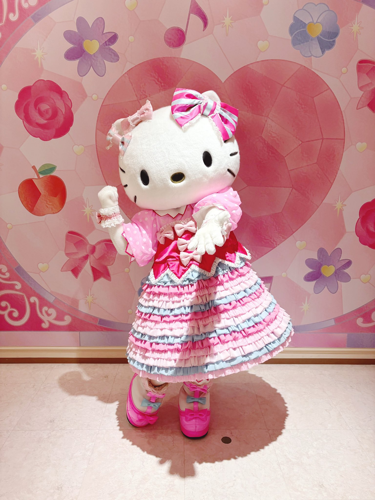 キティちゃん 2024年 8/1 発売】HELLO KITTY x adidas Originals SUPERSTAR