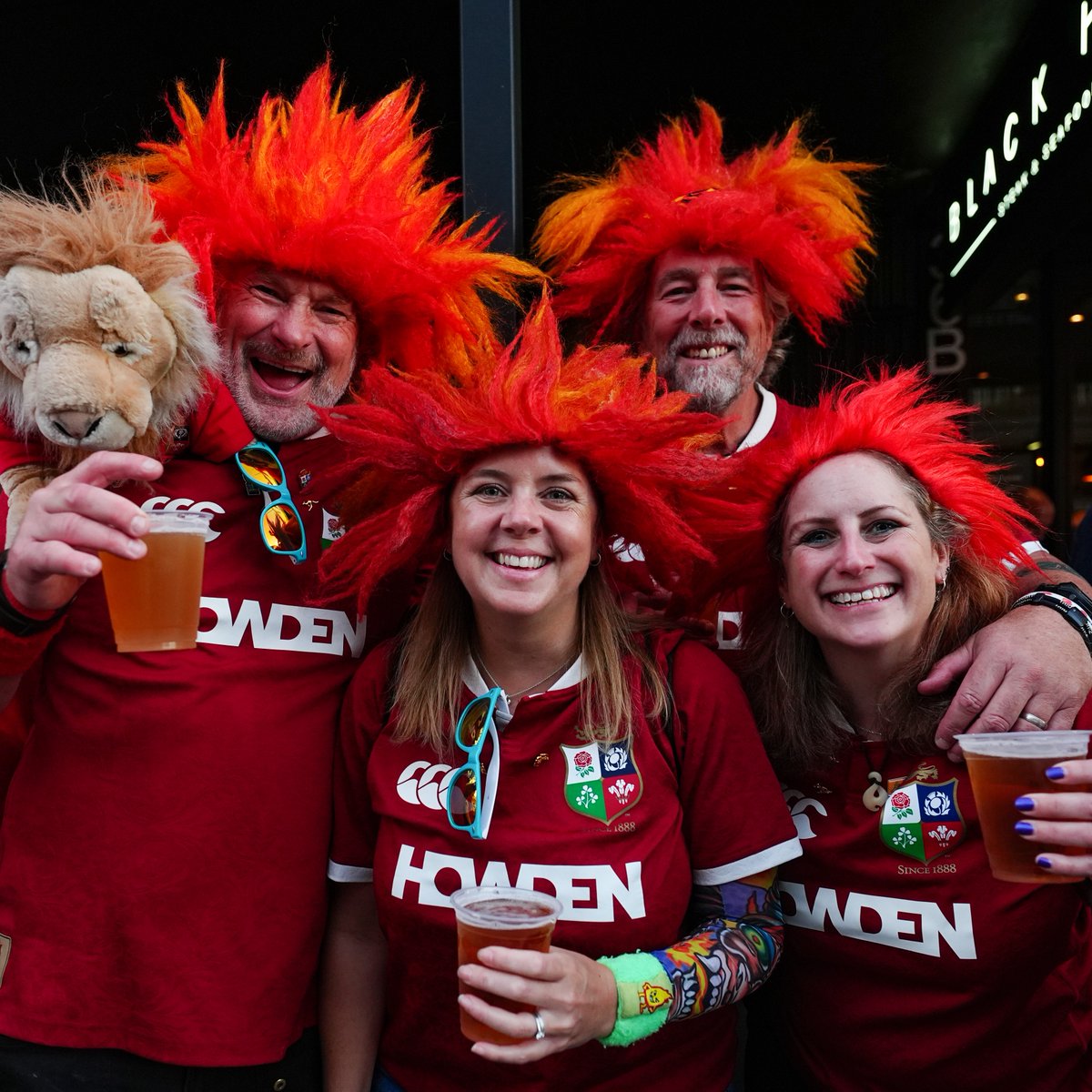 A 'sea of red' sweeps across the city of Brisbane ahead of the first Test between the Wallabies and British &amp; Irish Lions.

LATEST | bit.ly/3IuIVxg