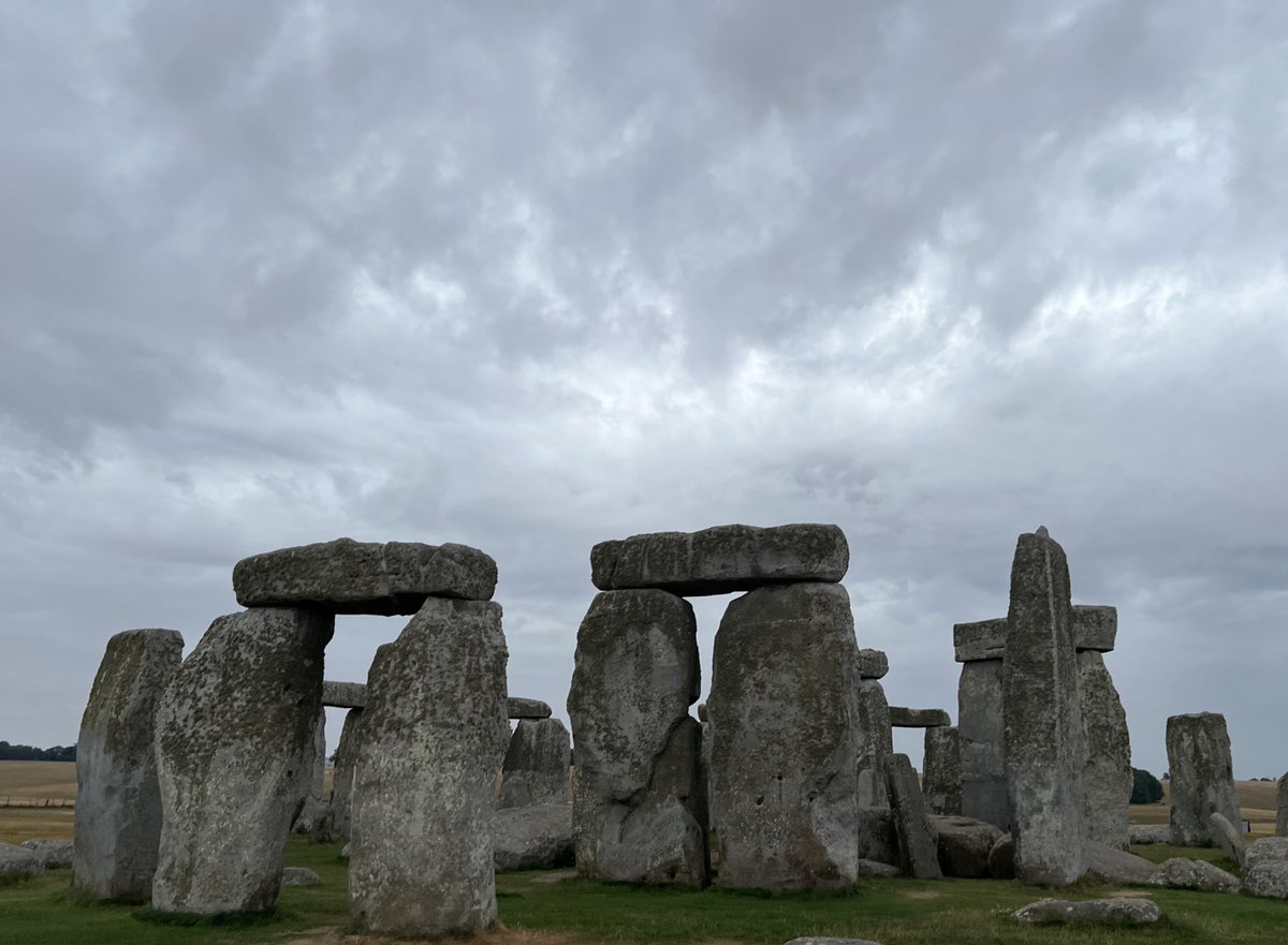 ST0NEHENGE's tweet image. Sunrise at Stonehenge today (19th July) was at 5.14am, sunset is at 9.12pm 🌧️