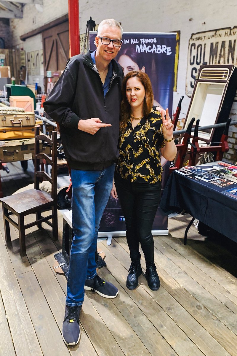 EmDarkOfficial's tweet image. No, I’m not short (legit), Star Wars actor Ross Sambridge is blessed with great height. Both autographing at the Shed of Hell convention in Rushden recently! 🎬
. . .
#AutographSigning #ShedOfHell #Convention #Filmmaker #Actor #Model