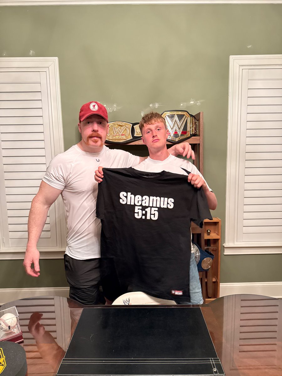 Just over 5 days left on the signed &amp; matchworn shirt raffle that I’m running to help raise money for someone close to me who has suffered a spinal stroke and needs their house renovating.

£1 a ticket 🤝⬇️

raffall.com/390817/enter-r…