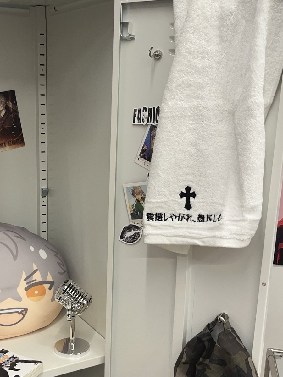 해시태그를 남겨주신 분들 중 추첨을 통해 해당 수건을 배송해드립니다🖤 많은 참여 부탁드려요!