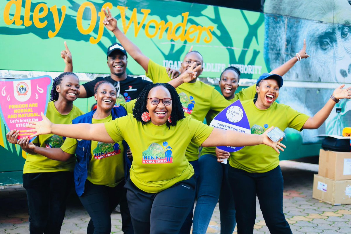 qweshunga's tweet image. Today, we Qweshunga for a cause !
We hike for HER.
Across Uganda, Kenya and Tanzania, changemakers are stepping out to break menstrual stigma.
Tororo Rock is about to ask for water
#Hike4Girls #endmenstrualstigma #qweshunga
@RaisingTeensUg2 @CivLegacy_F @ngoforum