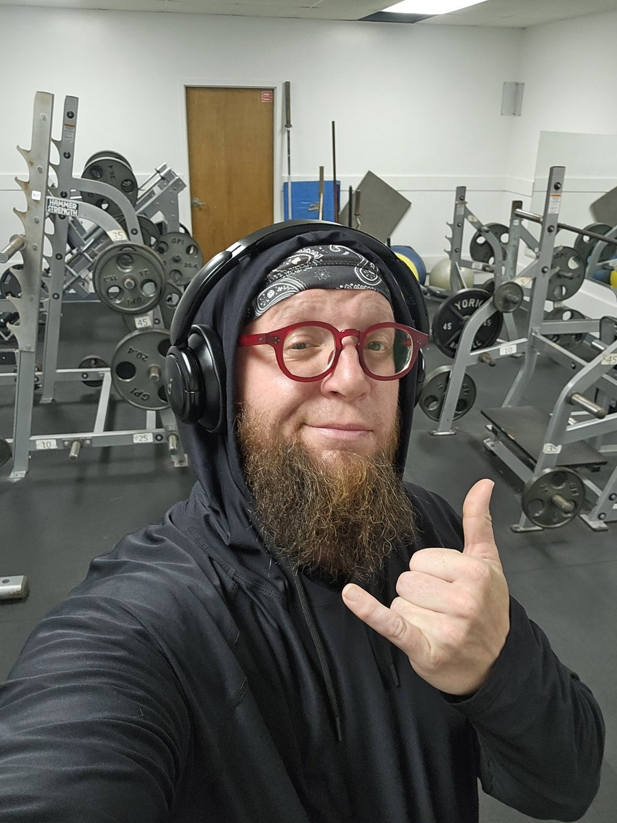 Busy casting weekend aint gon stop yo boy from getting that work
Got done with the Federation Cup with <a href="/RematchEsports/">Rematch Esports</a> around 11, still in before the sun's up
Day 2 of <a href="/DBDLeague/">DBDLeague</a> championship weekend kicks off at 1600 CET/1000 EST
<a href="/AuraFarm_GG/">Aura Farm</a> day 2 kicks 1900 EST
Lets get iitt