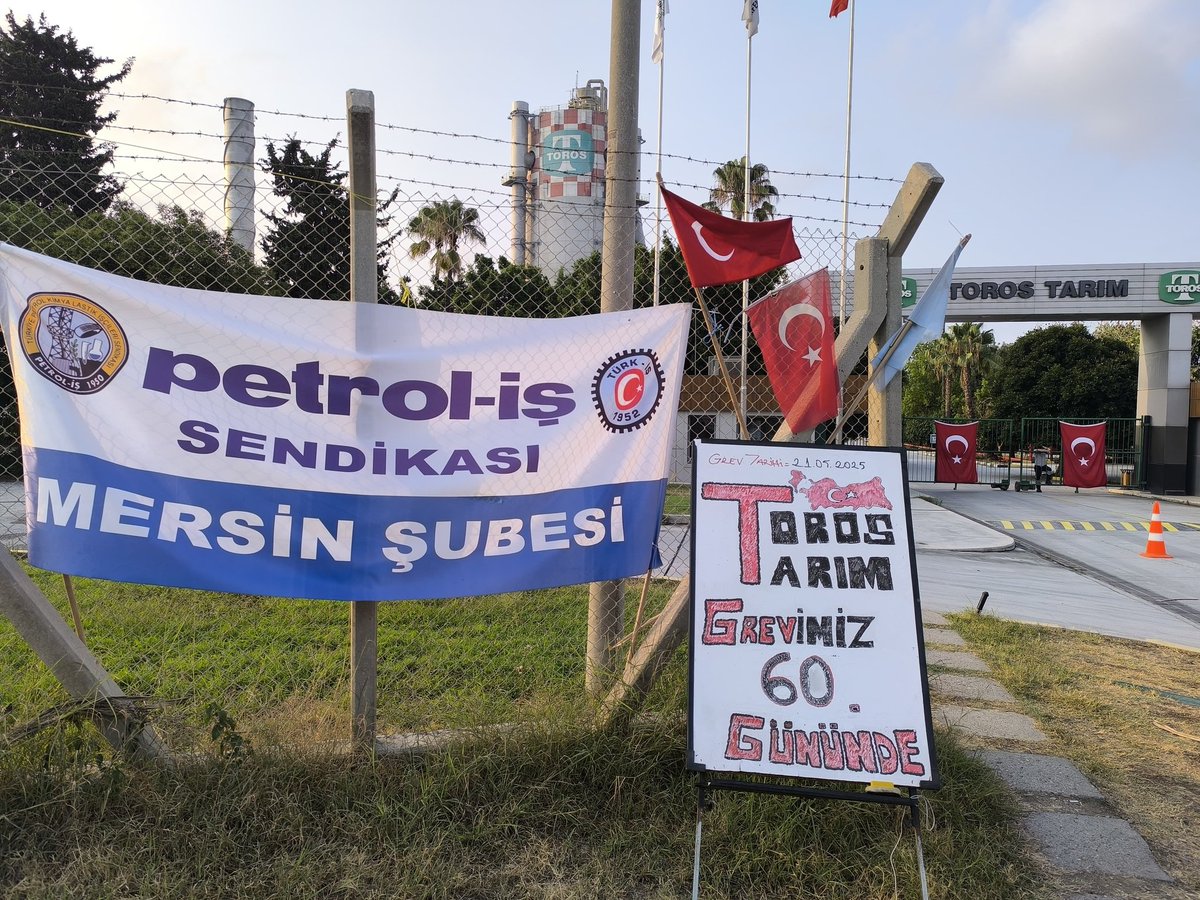 Petrol-iş Mersin Şubesi (@mersinpetrolis) on Twitter photo Toros Tarım'da Grevimizin 60. Günü...
<a href="/tekfen_holding/">Tekfen Holding</a> <a href="/torostarim/">Toros Tarım</a> #tekfenholding #torostarim #petrolis #petrolismersin
#direnedirenekazanacağız #kazanacağiz
#işçilerinbirliğisermayeyiyenecek Toros Tarım'da Grevimizin 60. Günü...
<a href="/tekfen_holding/">Tekfen Holding</a> <a href="/torostarim/">Toros Tarım</a> #tekfenholding #torostarim #petrolis #petrolismersin
#direnedirenekazanacağız #kazanacağiz
#işçilerinbirliğisermayeyiyenecek