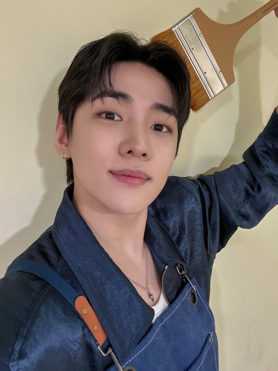 dkz_dy's tweet image. [📸] 250719 점프업 

😻💜👕

#재찬 #JAECHAN
#JCFACTORY_vol2 
#PosterBoy