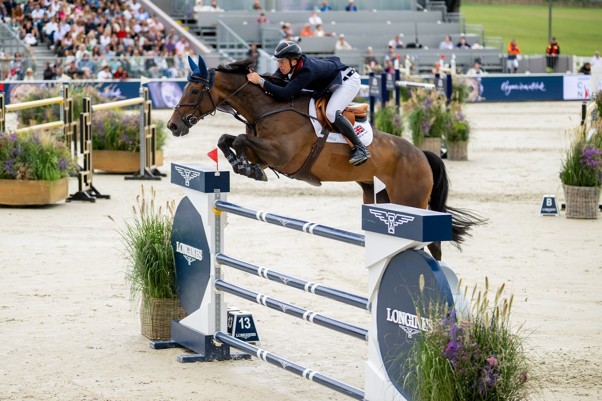 TeamGB's tweet image. Team SILVER 🥈
A quartet of performances sees @BritEquestrian storm to European Jumping silver!
It's Britain's first medal in the event since 2019 😍
@FEI_Global