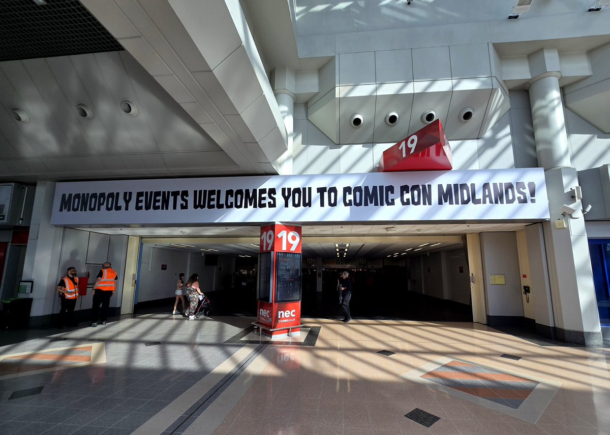 comconmidlands_'s tweet image. Comic Con Midlands (Birmingham) 2025, you were incredible! This time last week we had just opened our doors and we still can't get over the incredible time we had 馃敟
What was your favourite moment? Tell us below!
馃摲: Adam Atkinson