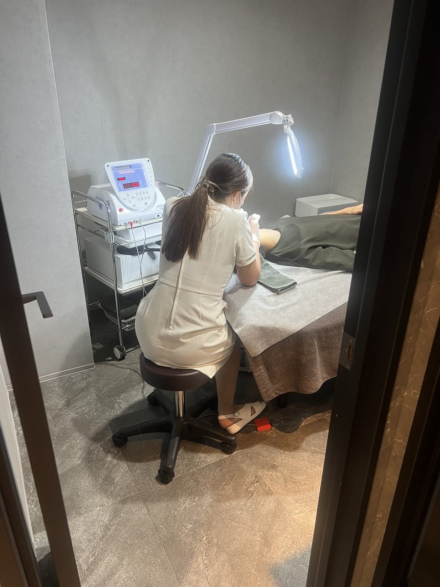 前職は山菜ハンター🍄🥦🍆🌽
脱毛ハンターに転職したらしい😂

早くデビューできるように
日々練習あるのみ☝️

がんばれ✨