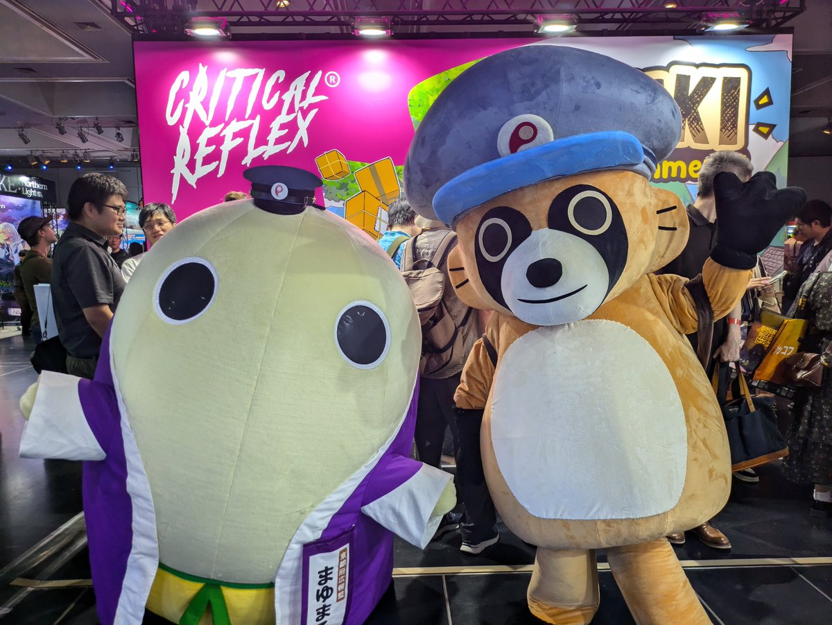 denkiworks's tweet image. 京都府広報監まゆまろさんとポンのツーショット!仲良くなりました🥳
Pon got to meet his favourite friend: Kyoto prefecture's PR officer MAYUMARO! 👋