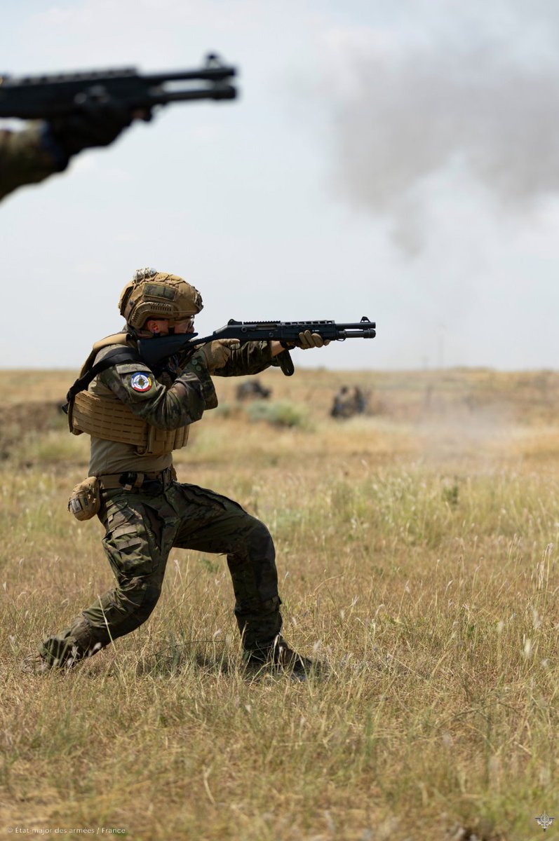 OTAN_FR's tweet image. Concentration, vitesse, efficacité 💪
Par l’entraînement, les soldats de l’OTAN déployés en Roumanie dans le cadre du groupement tactique multinational repoussent constamment leurs limites et gagnent en efficacité.🛡️