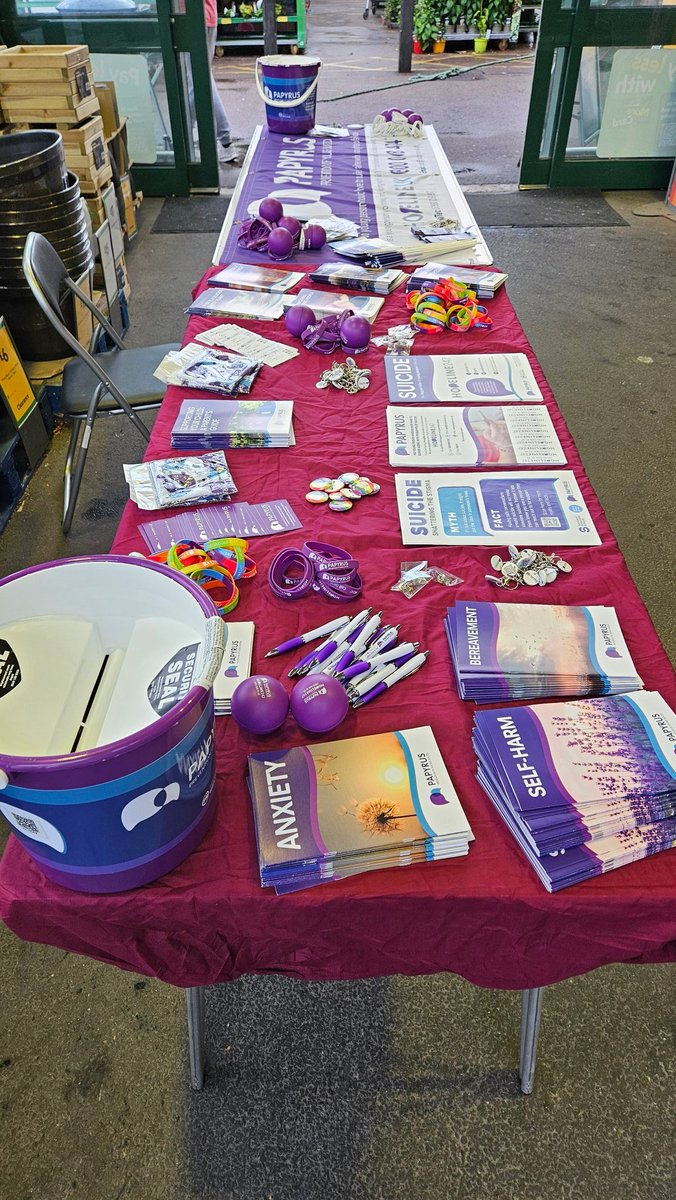 Ready for another 10 hour stint in Morrisons Hadleigh Suffolk raising vital awareness for <a href="/PAPYRUS_Charity/">PAPYRUS</a> Prevention of Young Suicide and saving young lives together. 

Come along, say hello 👋