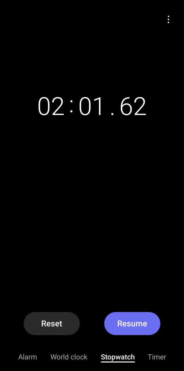 Caffin8dJugglr's tweet image. Plank time this morning after walking the dog. Now, it's back to bed because it's Saturday and I need sleep from early work days.