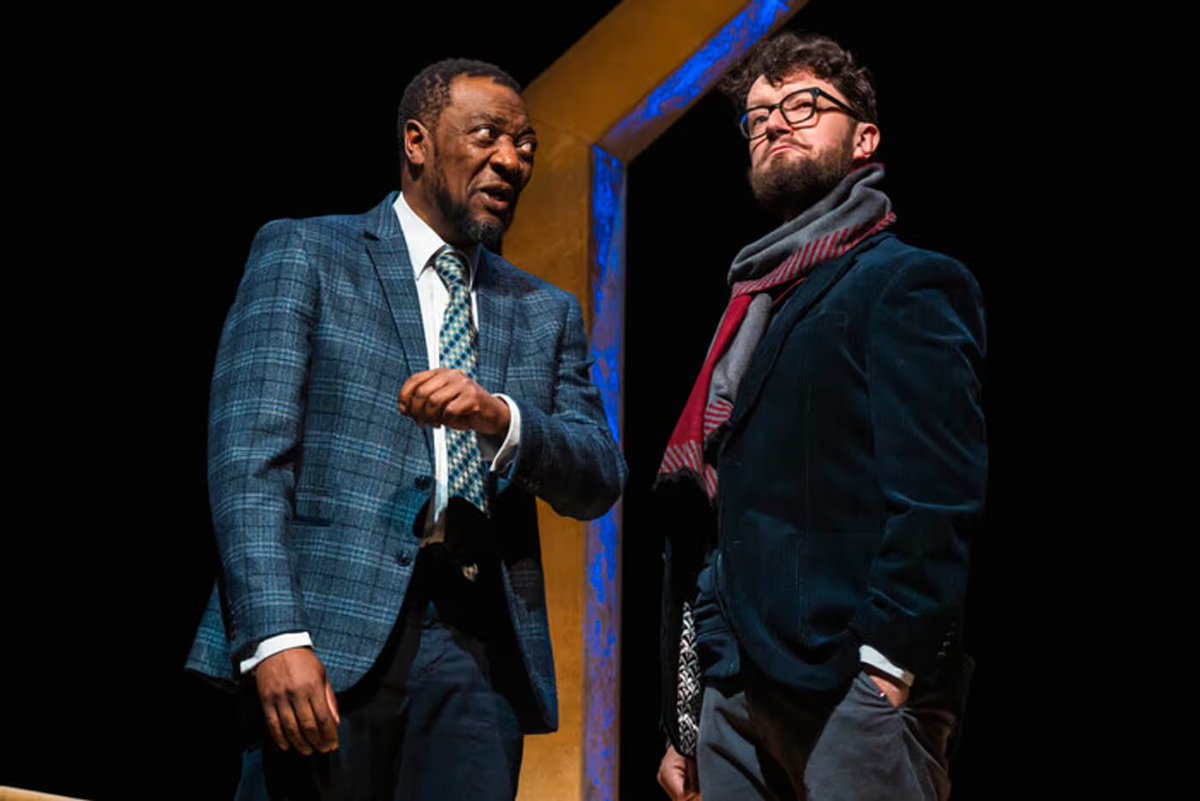 deansmith7's tweet image. Well, well, well it is the final day and final 2 performances of #ThroughItAllTogether.
Immensely sad to be finishing this job but immensely elated to have had the experience. Probably the job I’ve enjoyed the most in nearly 20 years in the business. What a lucky chap I am. MOT!