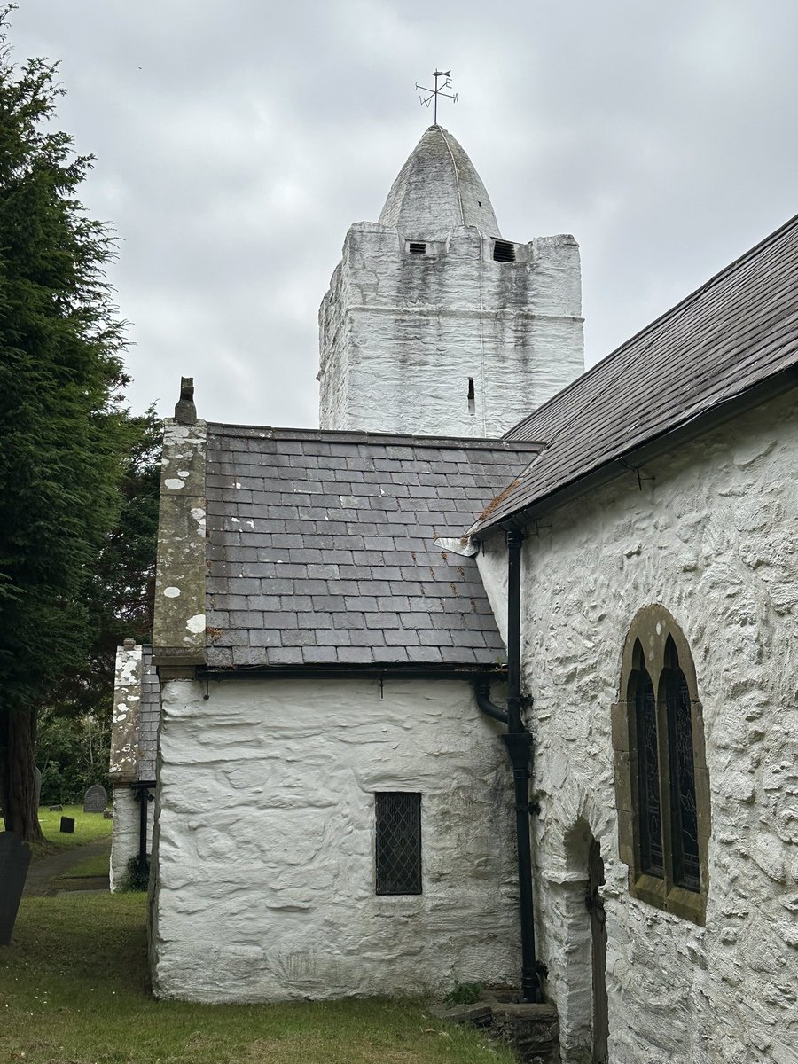 fraglast's tweet image. Diminutive for #steeplesaturday
St Mechellβs, Llanfechell, Ynys MΓ΄n.