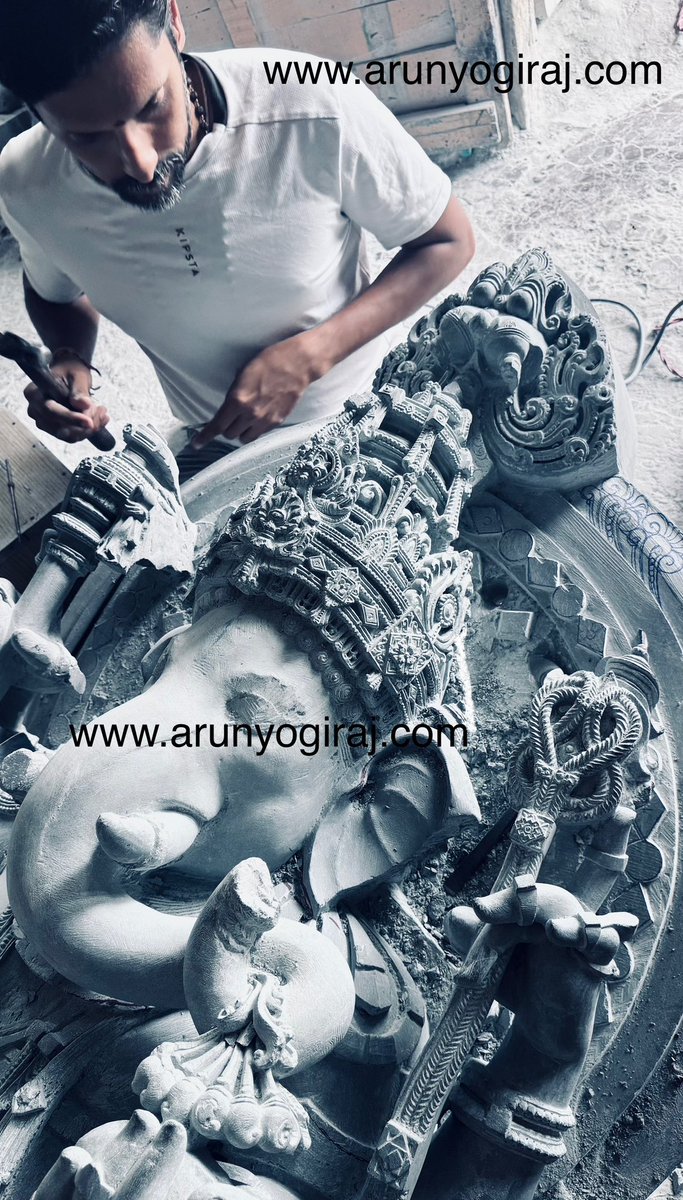 Arun Yogiraj (@yogiraj_arun) on Twitter photo crowns have been a symbol of divinity, royalty, Similarly, in our tradition, the mokut on a Bhagwan’s murthi (idol) holds deep significance — and there are many unique styles. For example, in the Shiva, the mokut is very different from that of Vishnu. We have many types, like the crowns have been a symbol of divinity, royalty, Similarly, in our tradition, the mokut on a Bhagwan’s murthi (idol) holds deep significance — and there are many unique styles. For example, in the Shiva, the mokut is very different from that of Vishnu. We have many types, like the