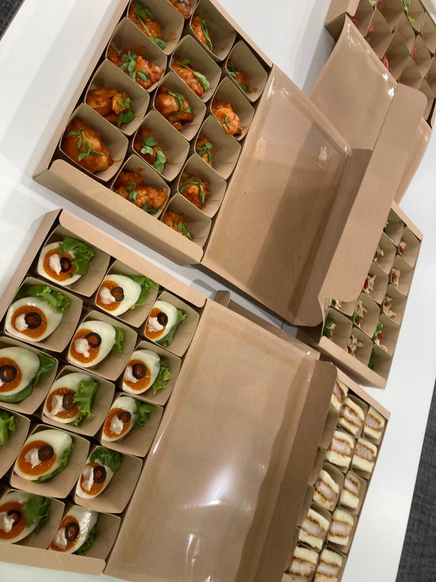 phpcon_kansai's tweet image. 懇親会！始まるよ〜

#phpkansai