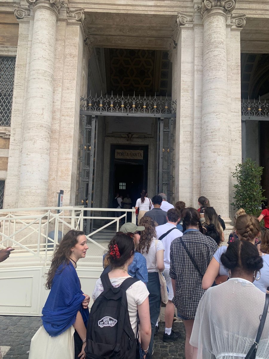 Xaverian College (@xaveriansfc) on Twitter photo Our students went on a special Jubilee pilgrimage to Rome! π»π¦ They started the trip by walking through the Holy Door at Santa Maria Maggiore before visiting the tomb of Pope Francis πβ¨ Our students went on a special Jubilee pilgrimage to Rome! π»π¦ They started the trip by walking through the Holy Door at Santa Maria Maggiore before visiting the tomb of Pope Francis πβ¨