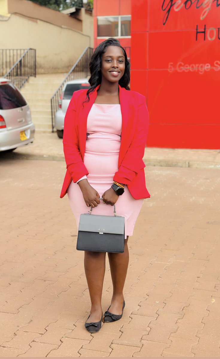 odetah97's tweet image. Happy sabbath from her to you🥰 
#Uwase 
#happysabbath