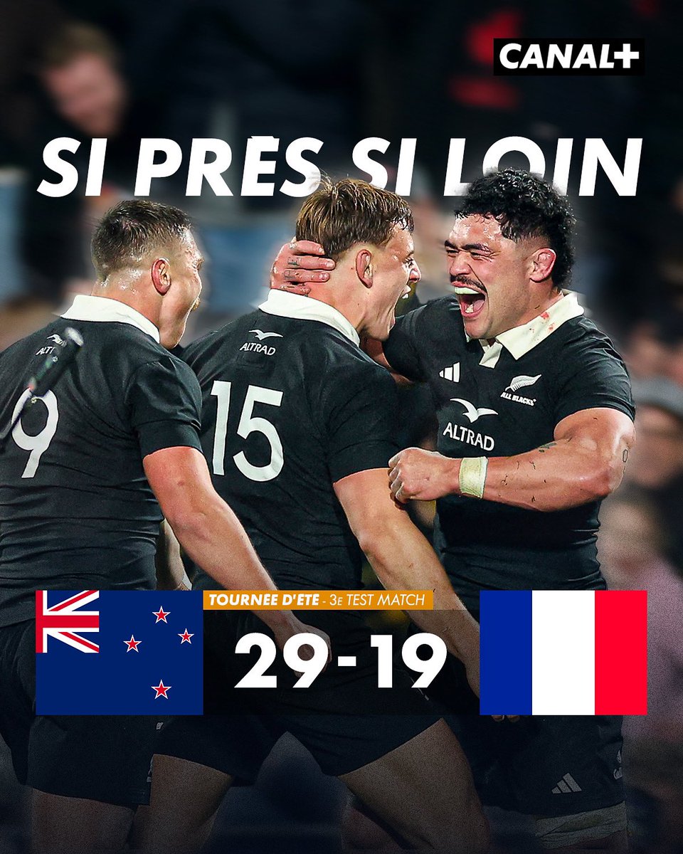 CanalplusRugby's tweet image. Les Bleus s’inclinent une 3e fois face aux All Blacks ❌

Devants à la pause, les Français ont craqué en fin de match malgré une performance encore honorable 🇫🇷

#NZLFRA