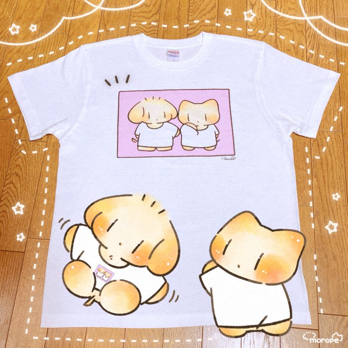 mopuchiis's tweet image. Tシャツのサンプルです🐾
もぷちいずが着ているTシャツ部分には色を乗せていないため、シャツの生地がそのまま反映されます😊
そのため、まるでもぷちいずとお揃いのシャツを着ているようなデザインになっています😆
生地はしっかりめで、キレイに発色しています✨
#ゆるいイラスト #illustration