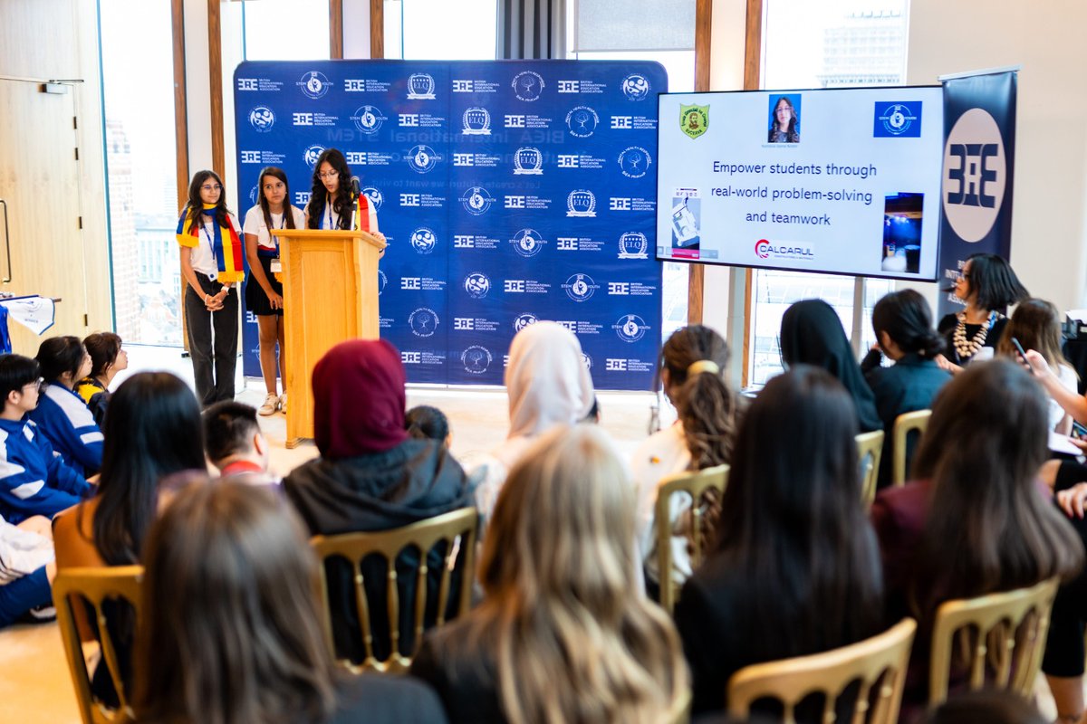 laurapopescumfa's tweet image. Curious minds shape the future through science.
Congrats to The Winning Sm@rtShrooms Team from &quot;Ion Creangă&quot; School in Suceava for winning 2nd place at the BIEA Youth STEM Forum 2025, this week at Westminster City Hall.
Happy to welcome them at the Embassy 🇷🇴.
#GirlsInSTEM