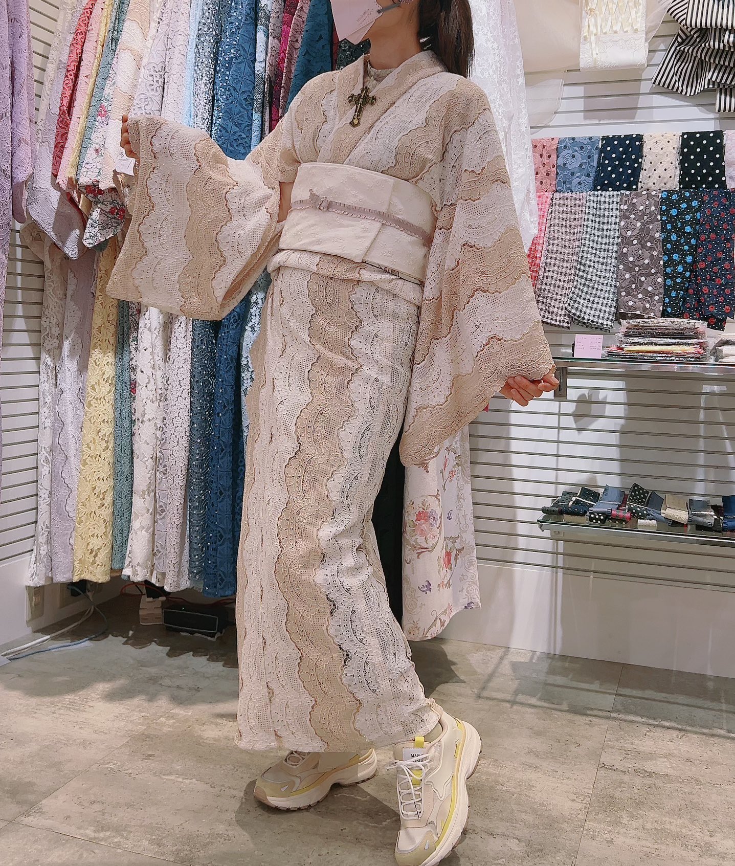 【美品】【MIKI SAKURA】兵児帯 ホワイトシルバーフラワー 2025】お歳暮・冬ギフト 美品】【MIKI ホワイトシルバーフラワー