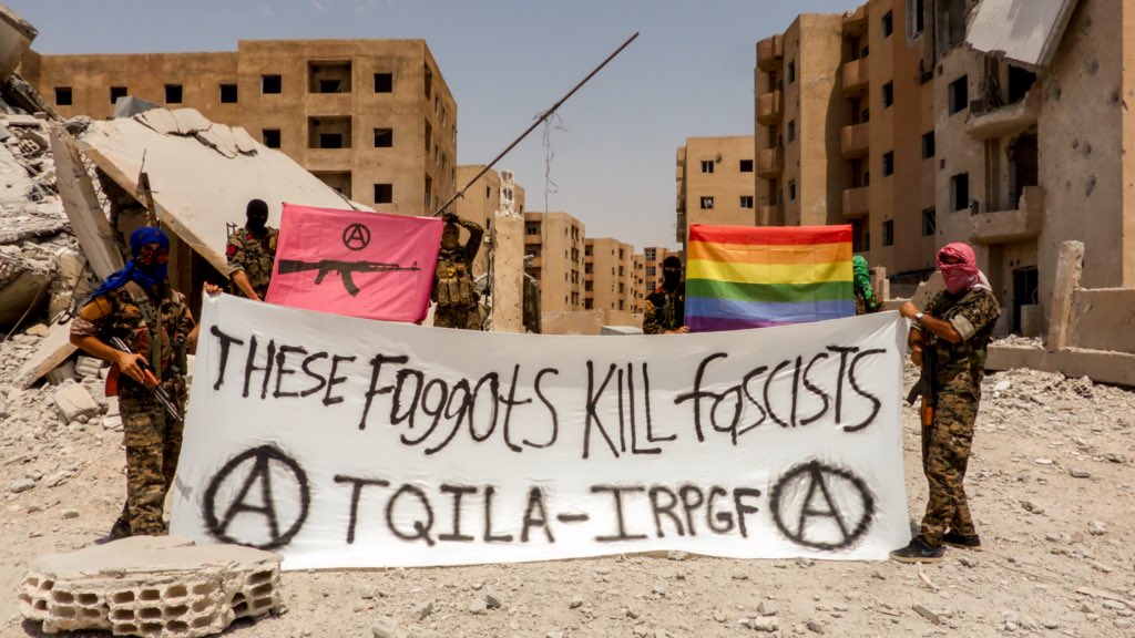 leventpuskin's tweet image. Rojava Devrimi 13 yaşında. Devrimi yaratanlara, yaşatanlara saygıyla, minnetle, şükranla.
Bijî şoreşa Rojava!