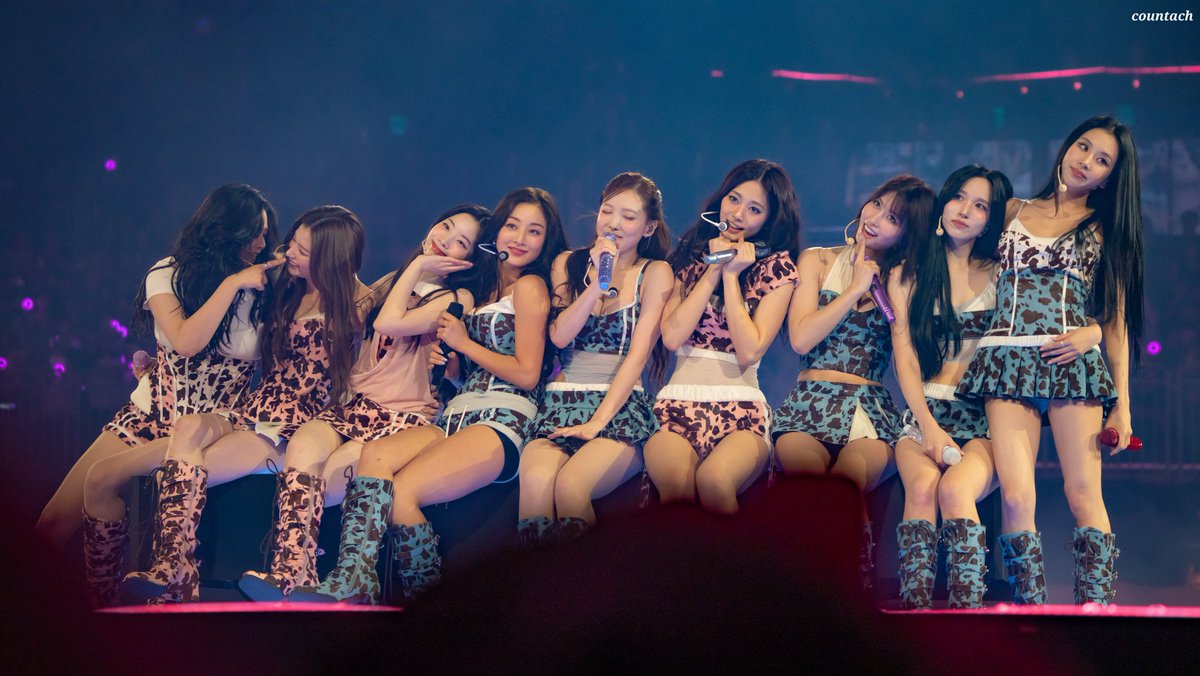countach3929's tweet image. 20250719 트와이스 콘서트
TWICE FAMILY🫶
#트와이스 #TWICE #トゥワイス