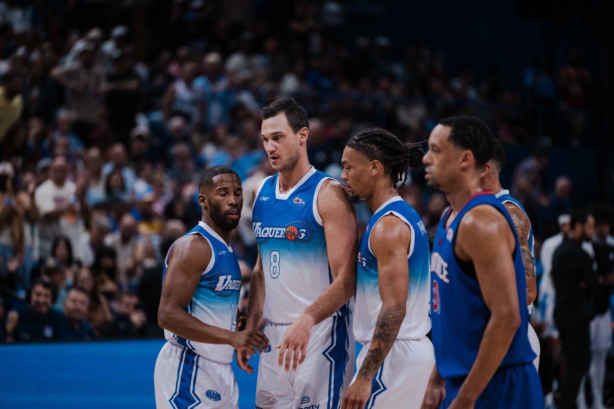 DANILO GALLINARI (@gallinari8888) on Twitter photo Game 1. Big win. Finals mode. 🔥
🇵🇷
Juego 1. Gran victoria. Modo final. 🔥
<a href="/VaquerosBSN/">Vaqueros de Bayamón</a>
#VaquerosBSN Game 1. Big win. Finals mode. 🔥
🇵🇷
Juego 1. Gran victoria. Modo final. 🔥
<a href="/VaquerosBSN/">Vaqueros de Bayamón</a>
#VaquerosBSN