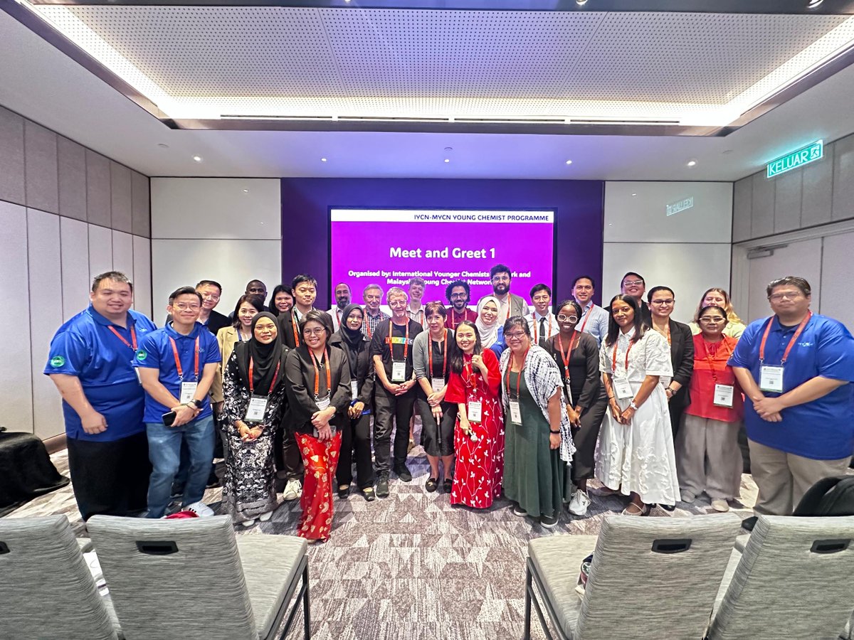 IntlYoungerChem's tweet image. Highlights from Jul.17th IYCN-MYCN YCP AM sessions!
Prof. Luscombe & Prof. Mahaffy spoke on curiosity, sustainability & the power of chemistry to change the world 🌍
Early career chemist leaders shared how networks foster growth, inclusion & impact 🔬
#EarlyCareer #iupac2025
