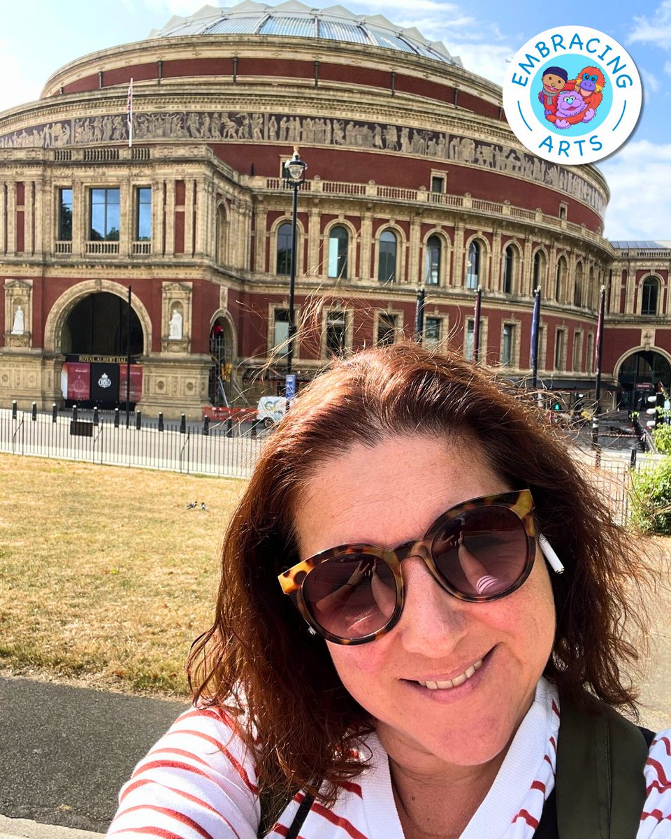 Embracing Arts (@artsembracing) on Twitter photo Our Creative Director had a fabulous time at the <a href="/RoyalAlbertHall/">Royal Albert Hall</a> on Tuesday, attending The #CreativeHealthSummerSchool, run by London Arts and Health☀️📝
A great opportunity to expand knowledge and make connections 😎 📚🤝
With inspiration from <a href="/artsfundraising/">Arts Fundraising & Philanthropy</a> 💡 Our Creative Director had a fabulous time at the <a href="/RoyalAlbertHall/">Royal Albert Hall</a> on Tuesday, attending The #CreativeHealthSummerSchool, run by London Arts and Health☀️📝
A great opportunity to expand knowledge and make connections 😎 📚🤝
With inspiration from <a href="/artsfundraising/">Arts Fundraising & Philanthropy</a> 💡