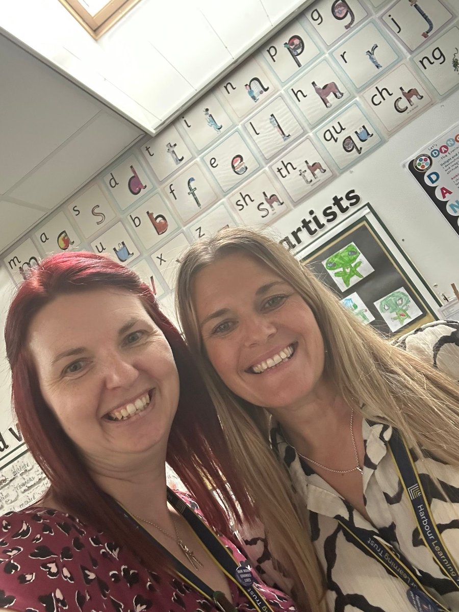 This week we said a huge thank you and emotional good bye to Mrs Richards and Mrs Byers. They have both been an integral part of the school for many years (19 years and 22 years respectively) We wish them both lots of love in their next chapters. 💛 🩵