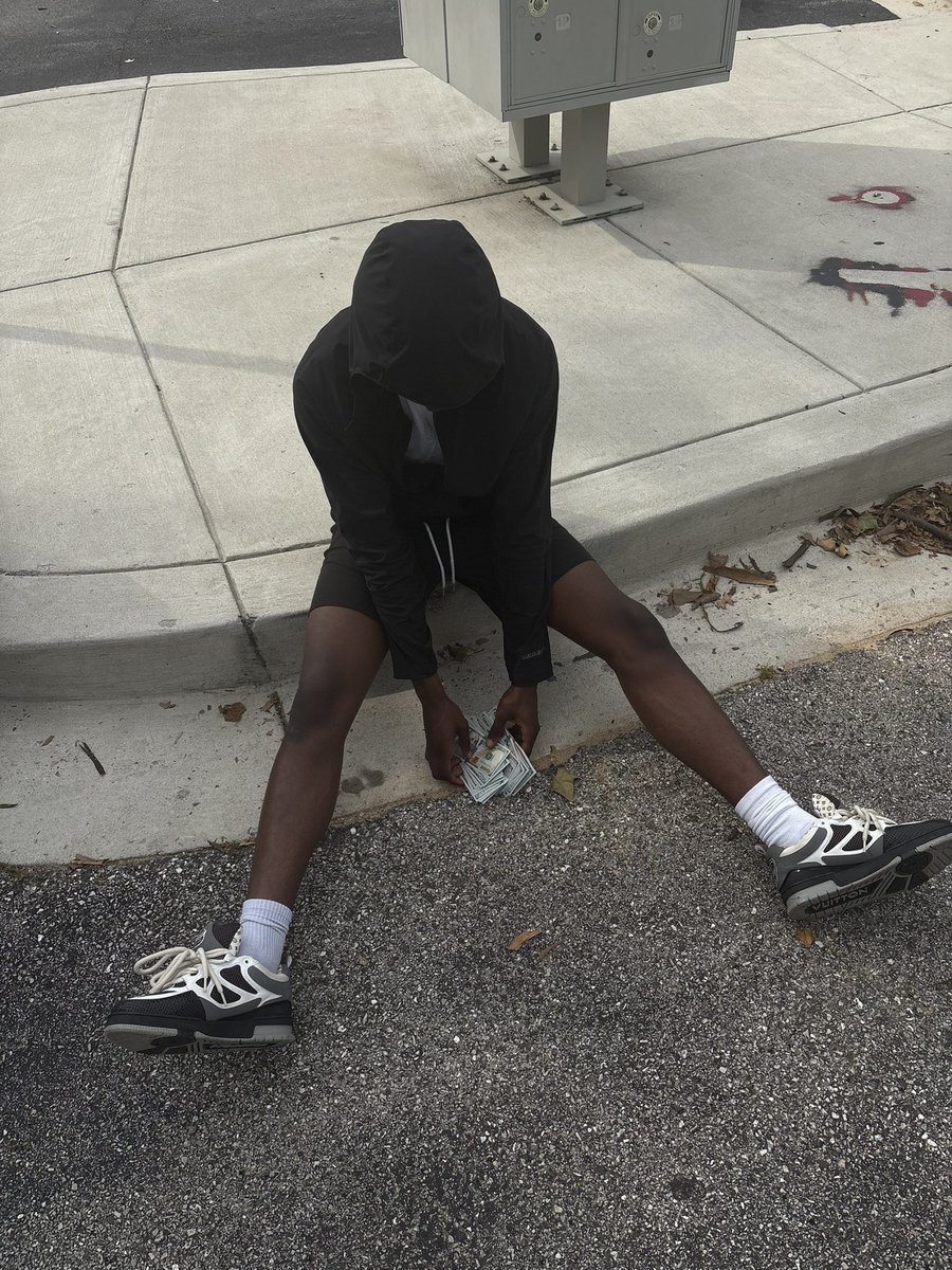 DragnutzMkf's tweet image. It’s me n*gga