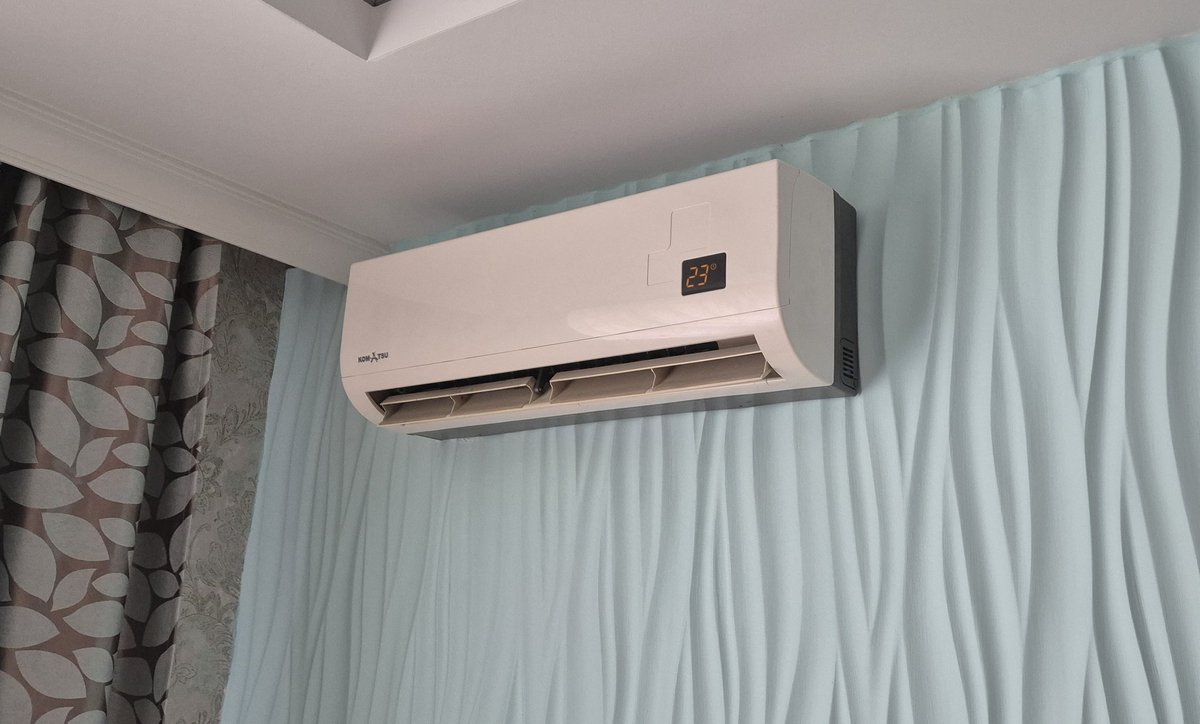 vadicold's tweet image. Решил написать маленький гайд про то, как пользоваться кондиционером. Есть популярные ошибки и заблуждения об этих чудесных устройствах, из-за которых у многих их использование может быть некомфортным. Тред, погнали ↘️