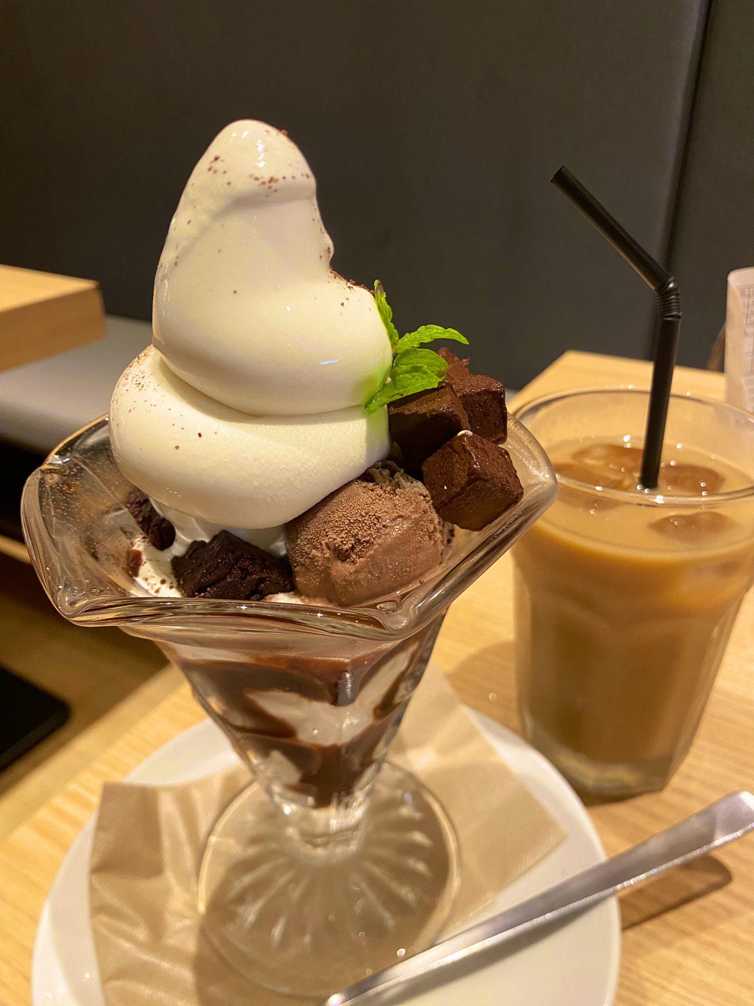 ピピカフェのパパ 4月のパフェ活。シトラスParfait。 | LEE