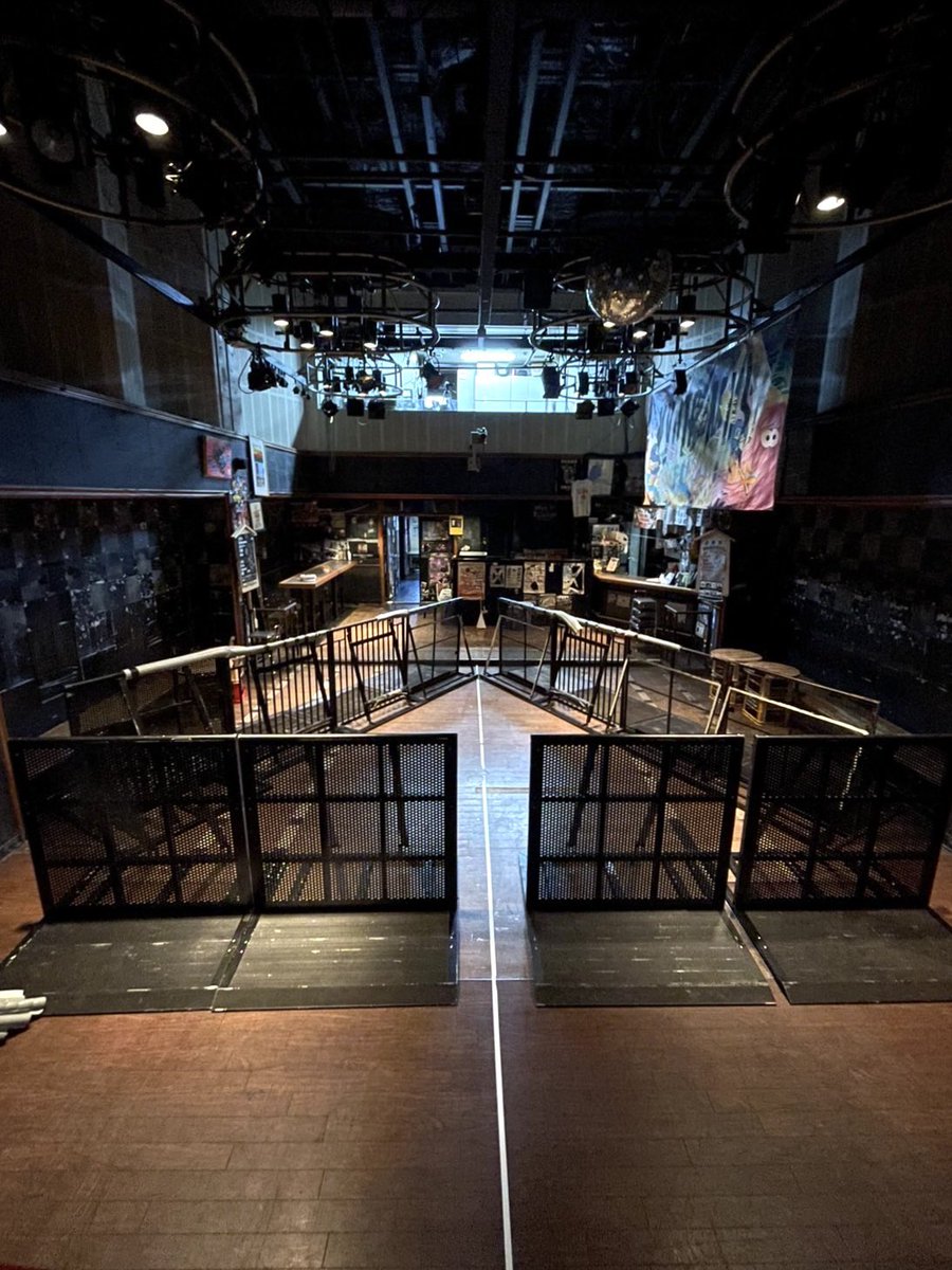 LABRET_OFFICIAL's tweet image. KYOTO MUSEから
柵の設置経過の写真きた🥲🔥
いつもありがとうございます!
明日ここでやれるとか…
マジでめちゃくちゃ楽しみ!
1人でも多い方がいいので
来れそうな人ほんまに来てほしい!
ちなみに…
40曲以上やります🔥🔥🔥
チケット予約🎫
industreal.jp