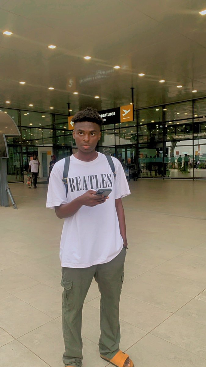 Agye_mang21's tweet image. Happy +1 to me 🥳🙏 
What if @gyaigyimii @_BenopaOnyx1 @alu_kyi @enokay69 @wode_maya @ksheldonstudios  turn me into Ghana 🇬🇭 @_DebbieOA  🇳🇬. Grandma said, It might be today. Help support my business too @Hardware_Plug