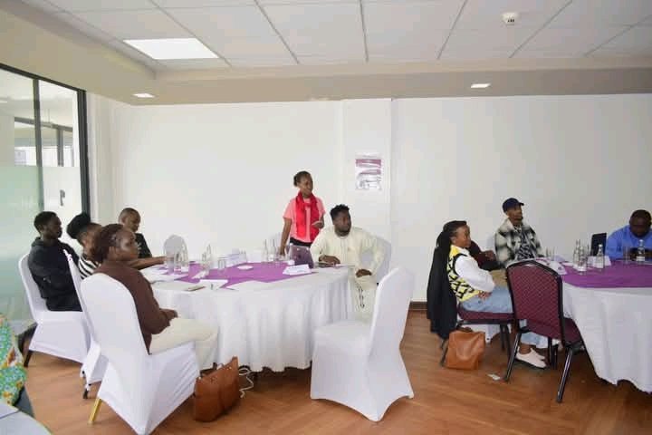 frankch67435498's tweet photo. Grateful to have a chance to present at the recent RLO/WLO workshop organized by @RCK_Kenya. I shared insights on how to register a CBO via the CDMIS platform. Honored to connect with changemakers supporting both refugee and Kenyan communities. ๐๐พ
#RLOs #WLOs
@RCKKenya https://t.co/QdpyoVmM4K