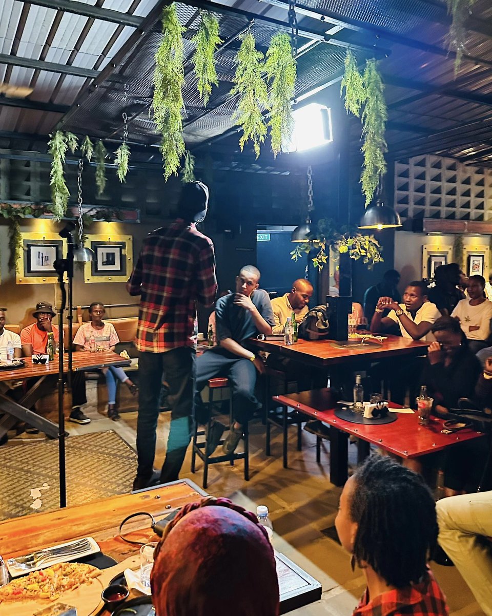 LaughMarabstork's tweet image. Still about Luo Migration. A dope lineup for a sold out night.