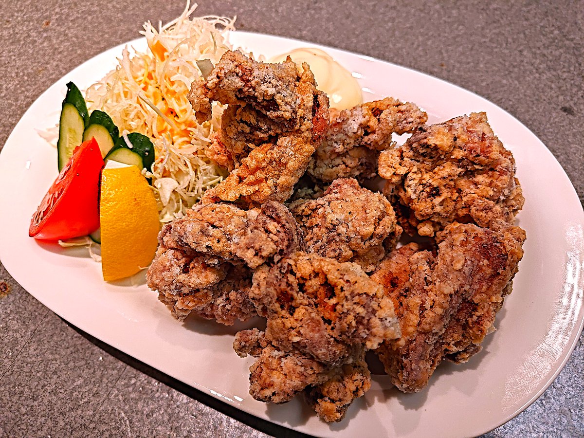 上野店スナック】 代々受け継がれる秘伝のレシピ 『若鶏の唐揚』定食(6