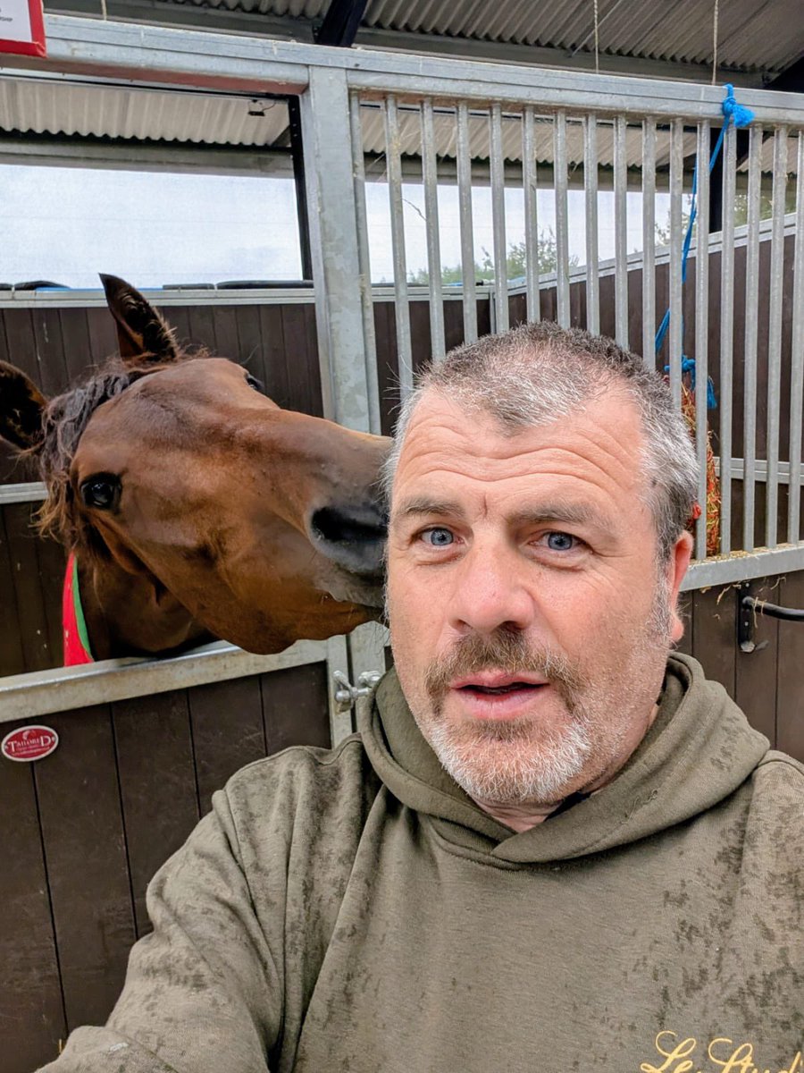 Nick Brown (@nickbrownracing) on Twitter photo Itās <a href="/FOBRacing/">Fergal O'Brien Racing</a> and not a Coldplay concert - but Finbar and Mark āconnectedā this morning!! Itās <a href="/FOBRacing/">Fergal O'Brien Racing</a> and not a Coldplay concert - but Finbar and Mark āconnectedā this morning!!